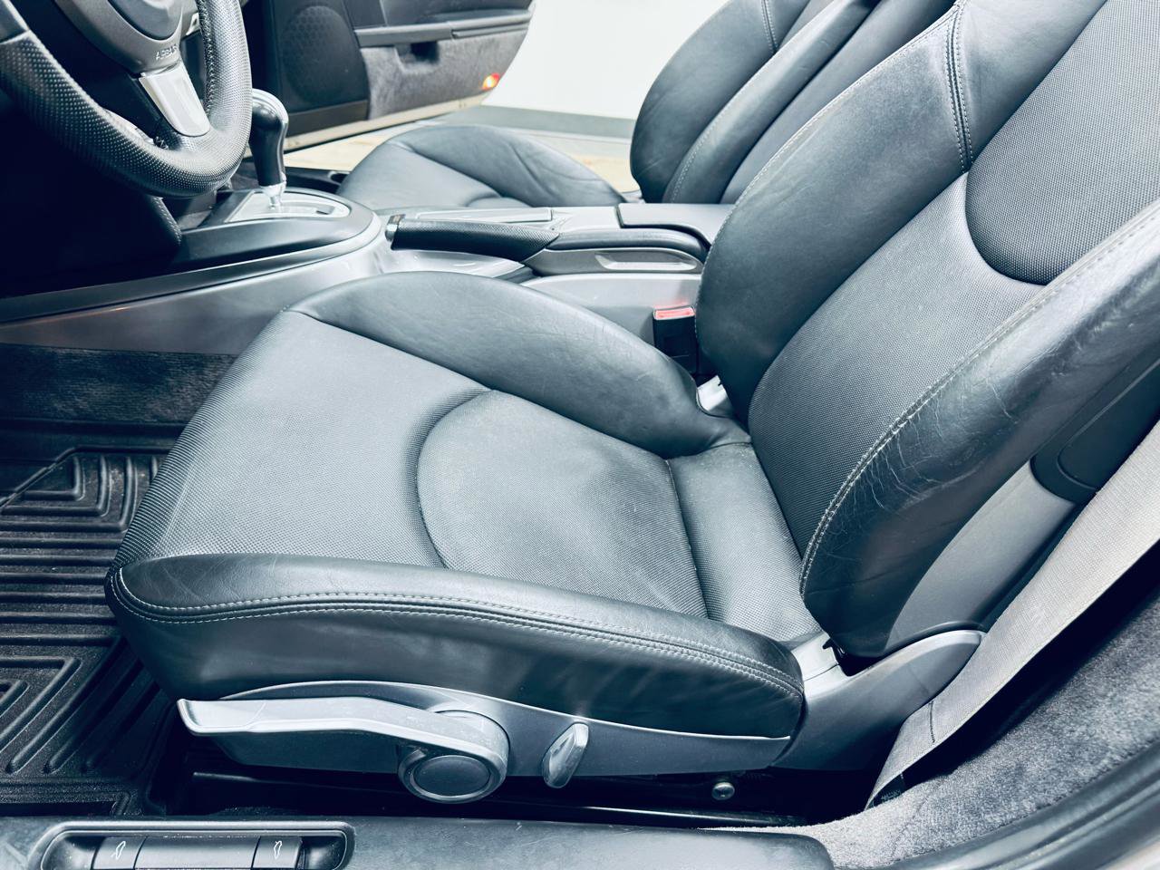 Used 2008 Porsche Boxster RS 60 Spyder image 37