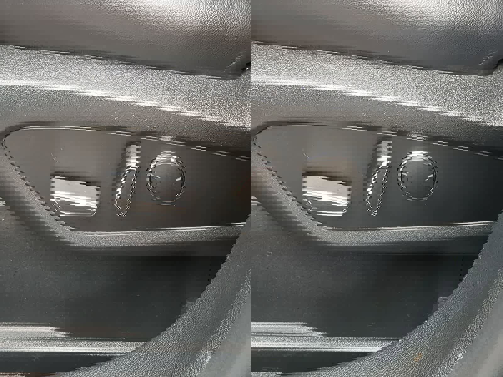 Used 2020 Lincoln Nautilus Reserve image 17