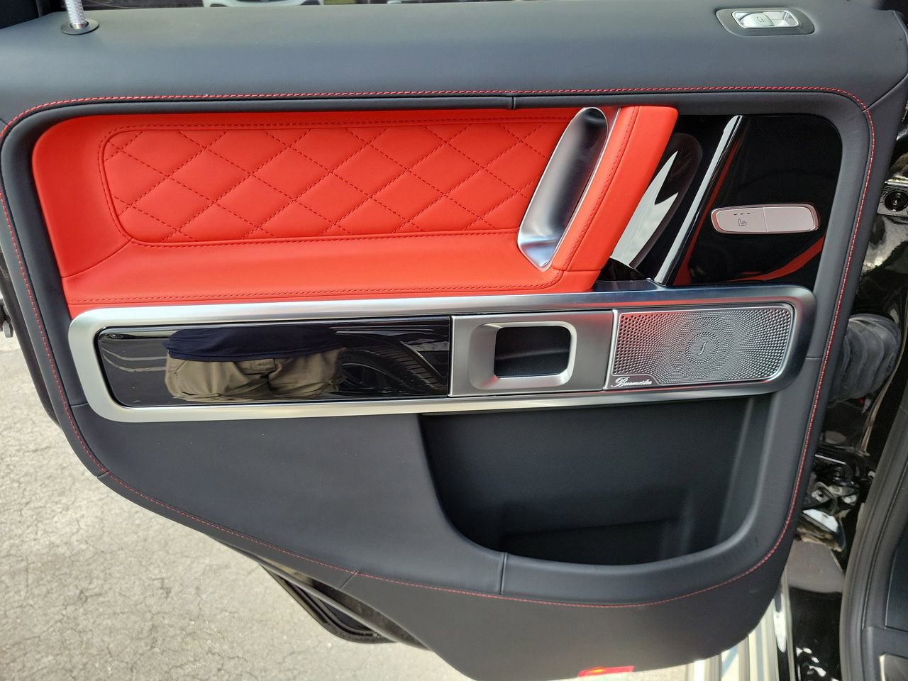 Used 2025 Mercedes-Benz G 63 AMG 4MATIC image 12