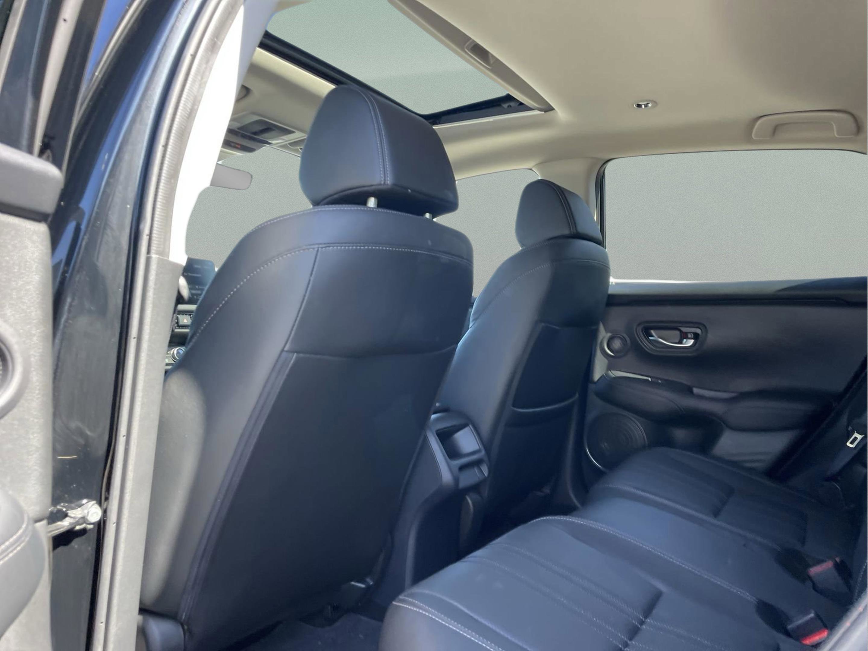 Certified 2024 Honda HR-V EX-L image 17