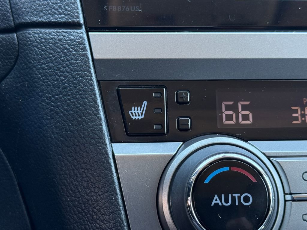 Used 2017 Subaru Outback 2.5i Limited image 31