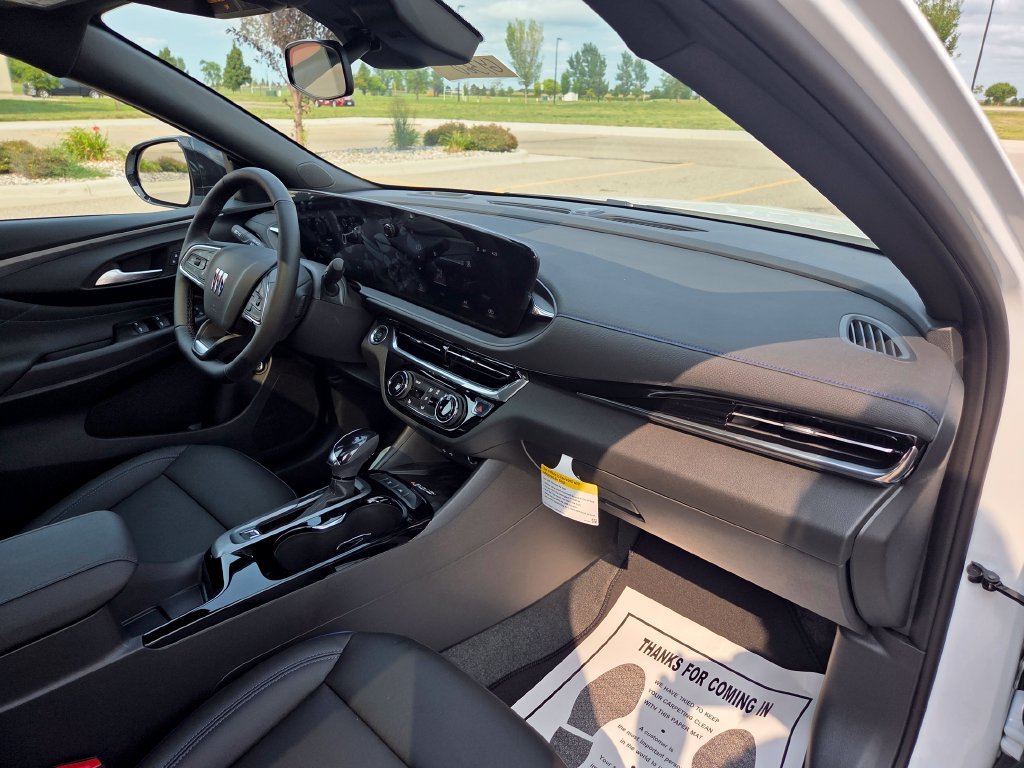 New 2026 Buick Envista Sport Touring w/ Convenience I Package FWD image 31