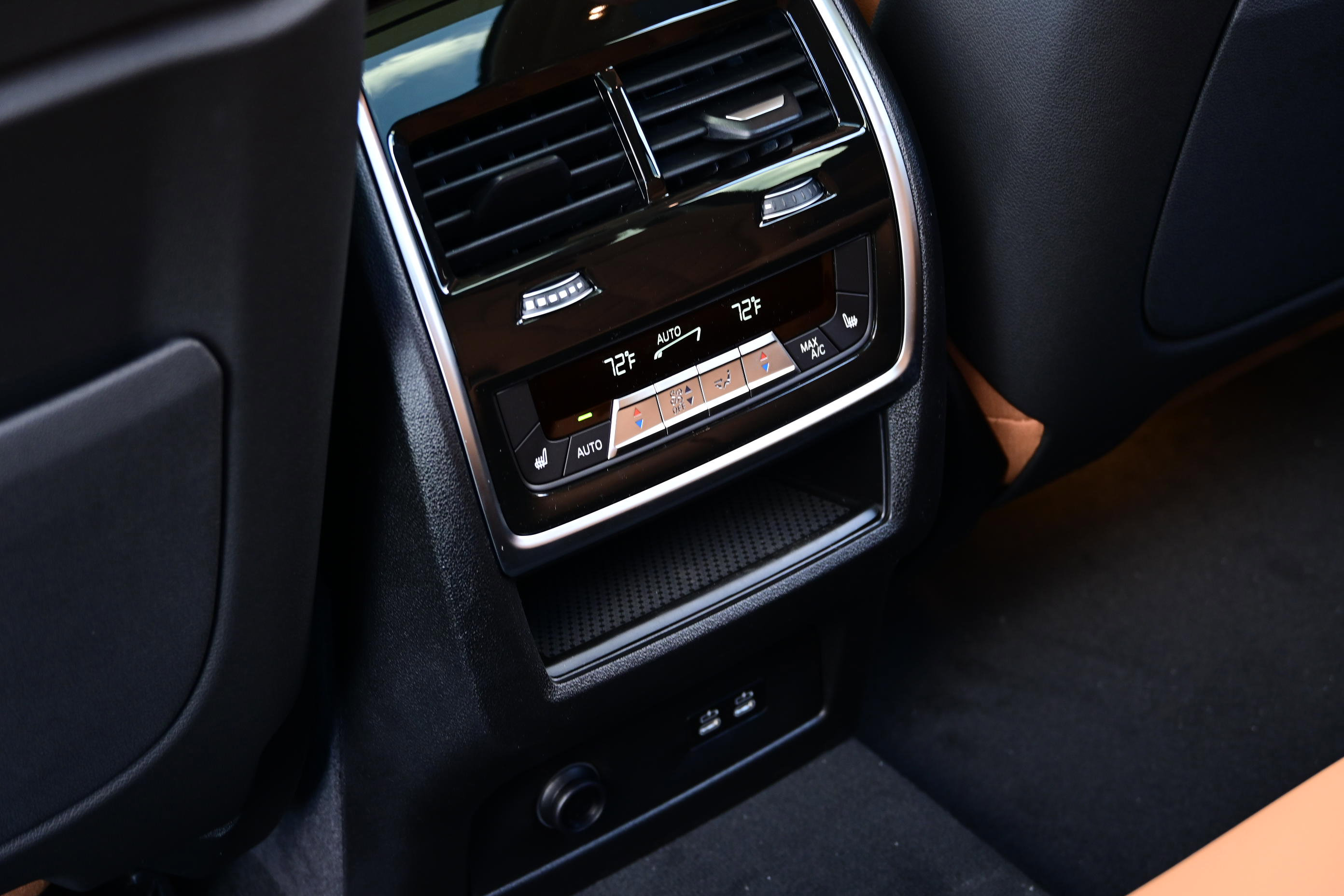 New 2026 BMW X7 xDrive40i w/ Premium Package image 23