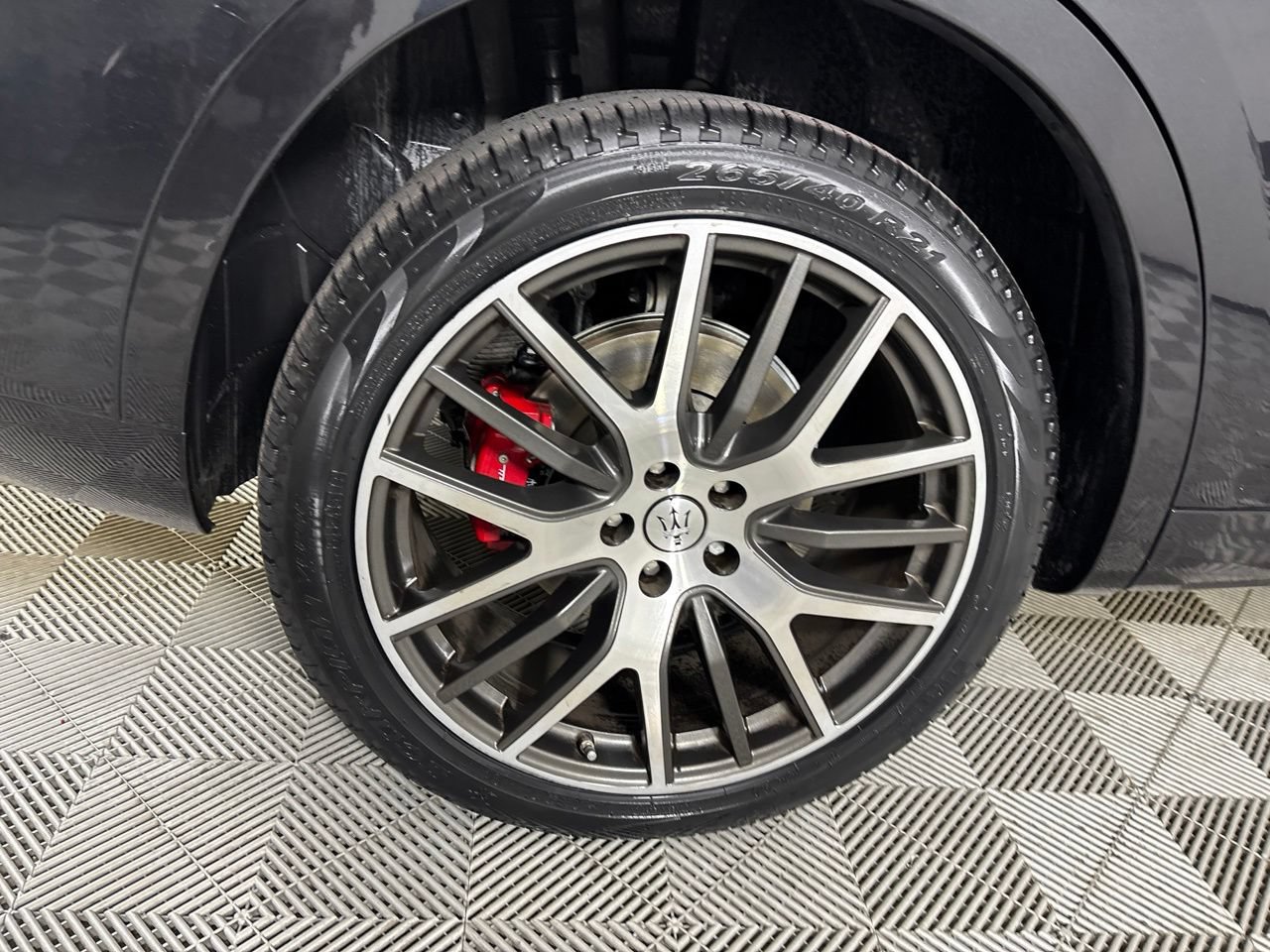 Used 2022 Maserati Levante GT AWD/4WD image 30