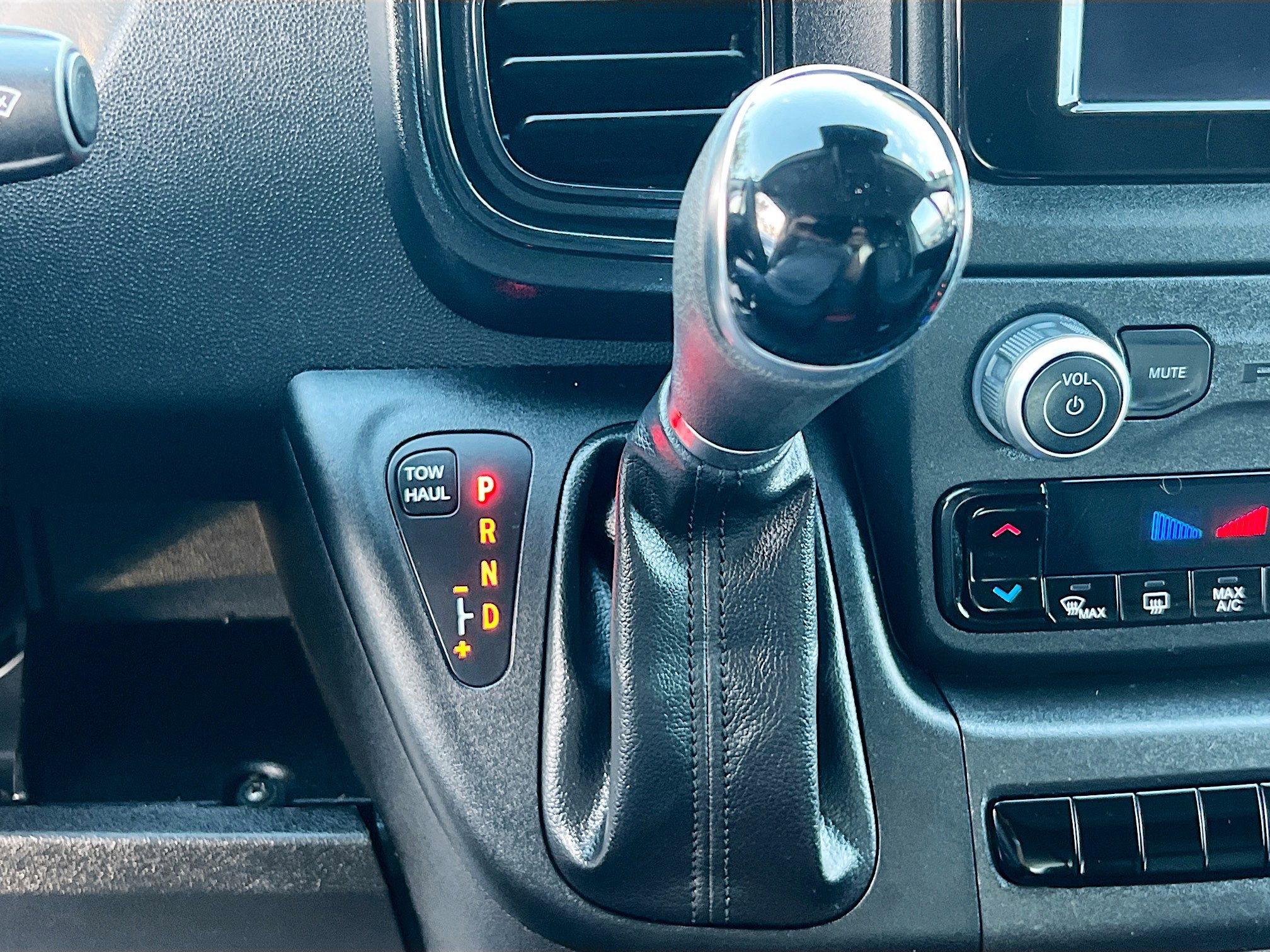 Used 2022 RAM ProMaster 2500 w/ Convenience Group image 24