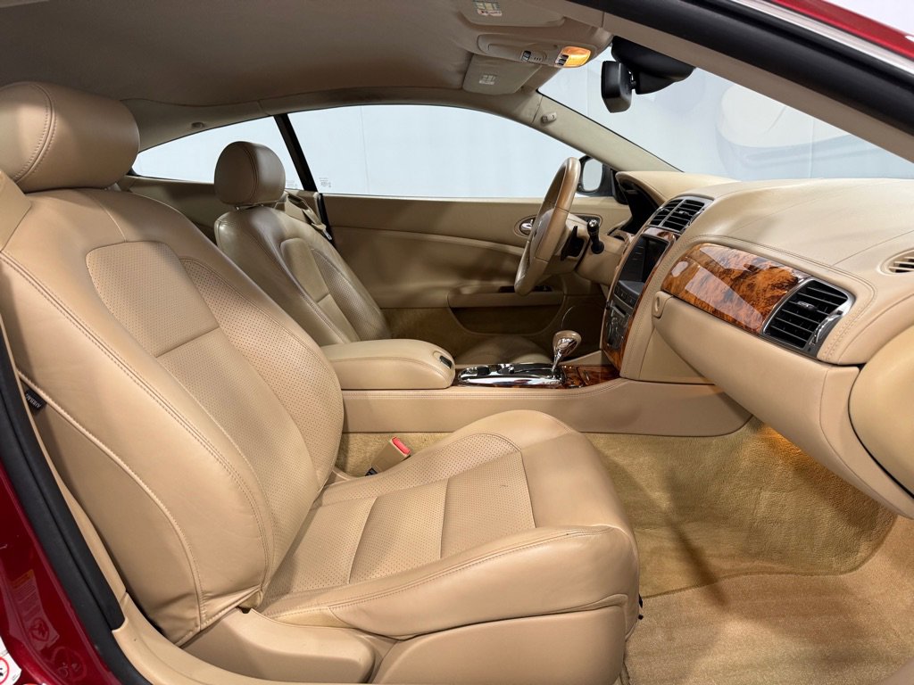 Used 2008 Jaguar XK Coupe image 19