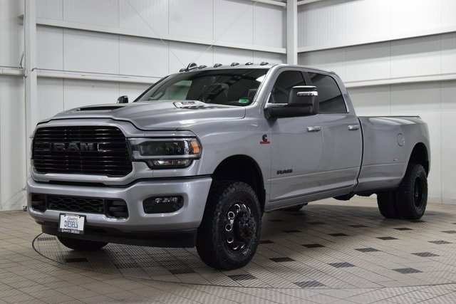 Used 2024 RAM 3500 Laramie w/ Night Edition image 3