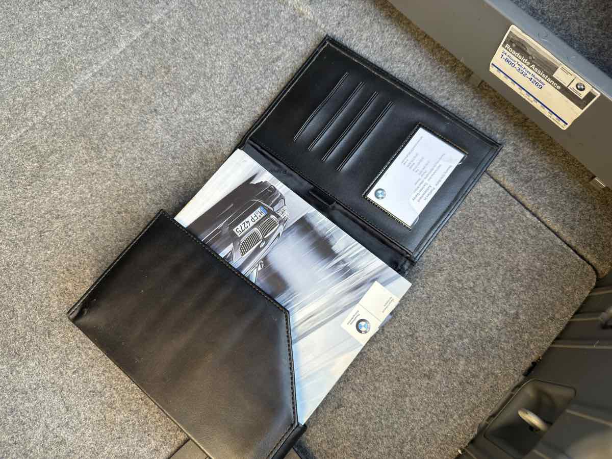 Used 2006 BMW 330i Sedan image 65