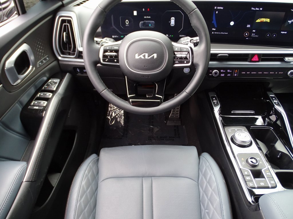 Used 2025 Kia Sorento SX Prestige image 23
