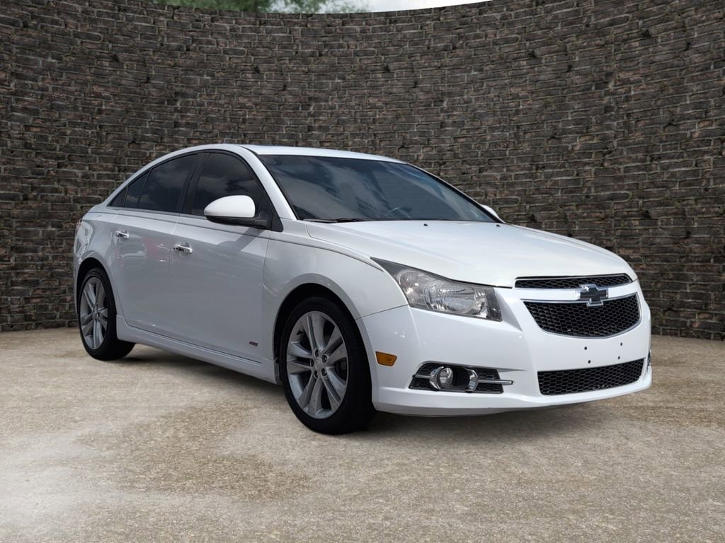 Used 2014 Chevrolet Cruze LTZ w/ RS Package image 2