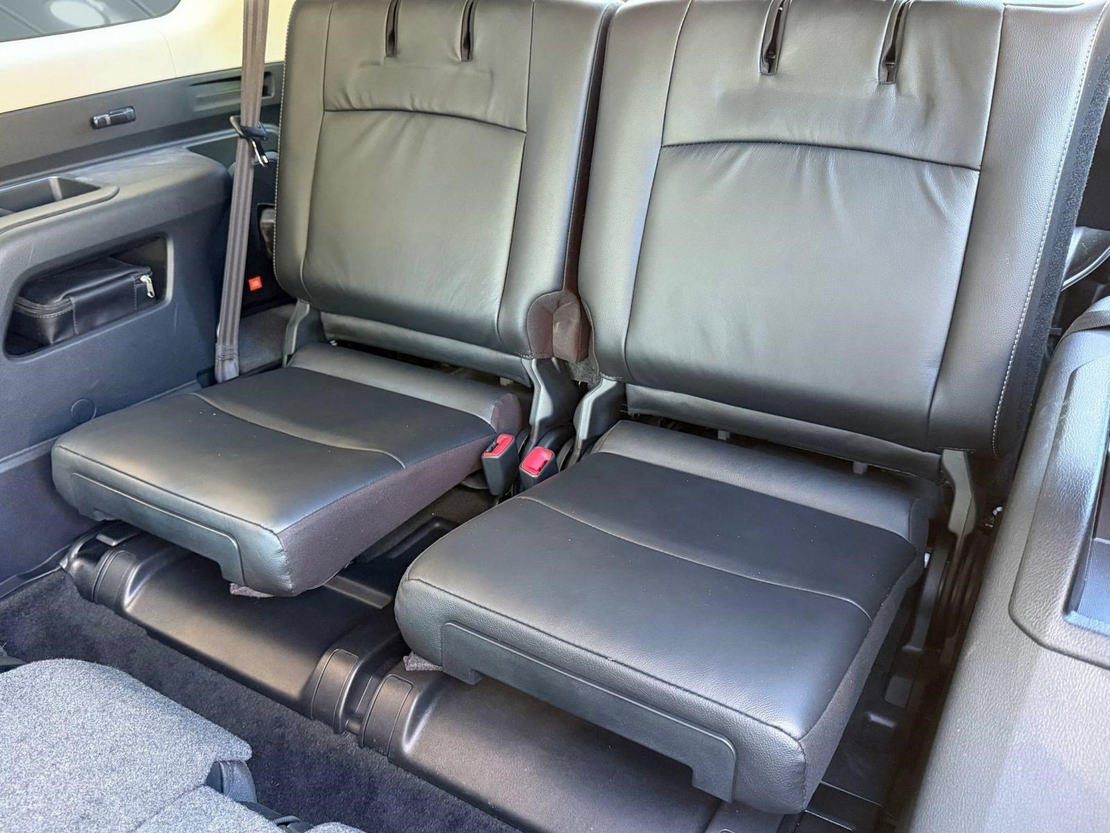 Used 2024 Toyota 4Runner Limited AWD/4WD image 25