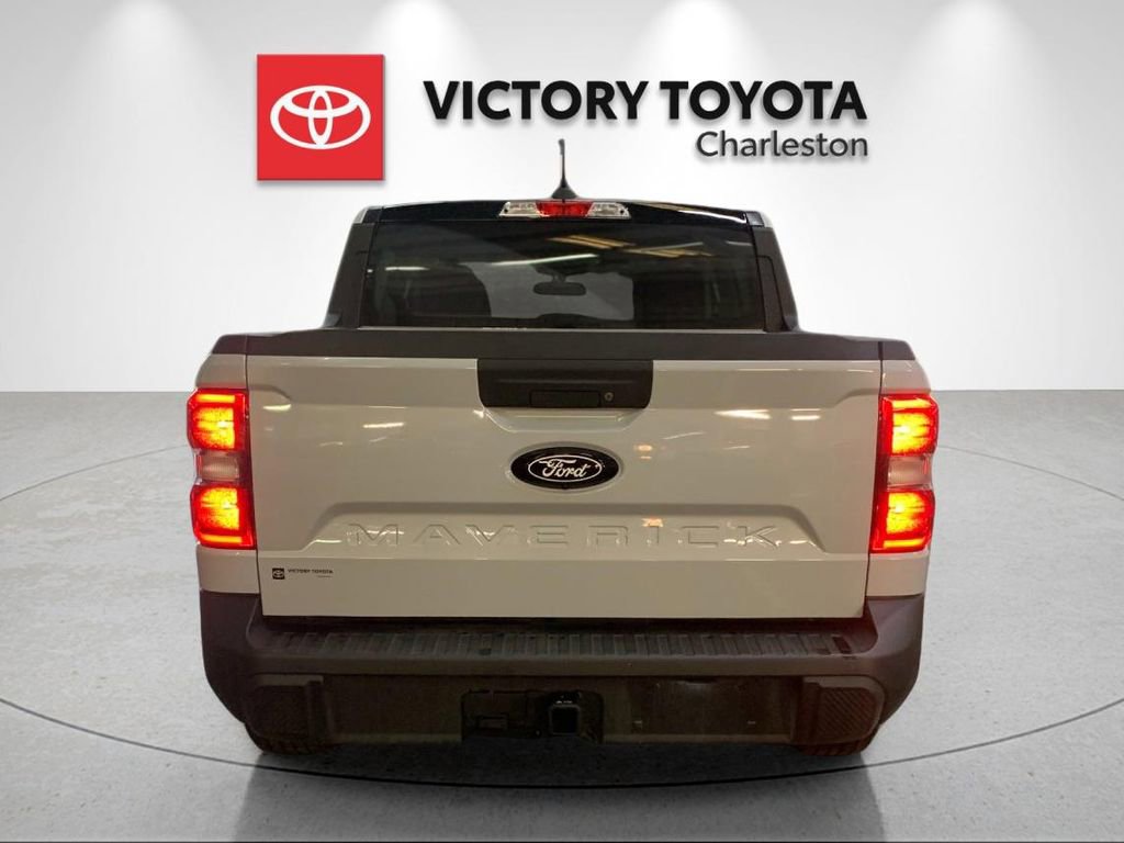 Used 2025 Ford Maverick XLT w/ Black Appearance Package AWD/4WD image 4