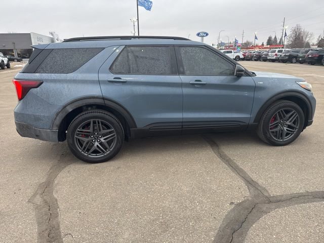 Used 2025 Ford Explorer ST-Line w/ Premium Package image 11