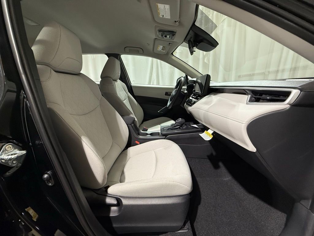 New 2026 Toyota Corolla Cross L image 21