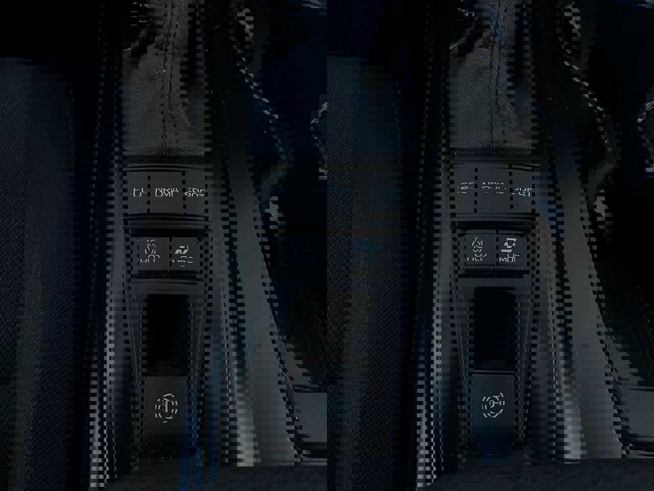 Used 2025 Toyota Camry LE image 22