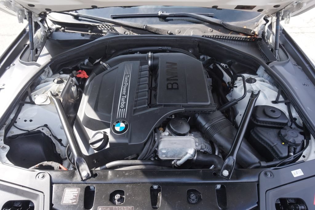 Used 2014 BMW 535i xDrive Sedan AWD/4WD image 14
