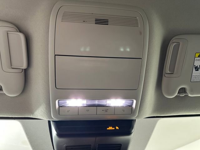 Used 2025 MAZDA CX-50 AWD 2.5 S w/ Preferred Package image 24