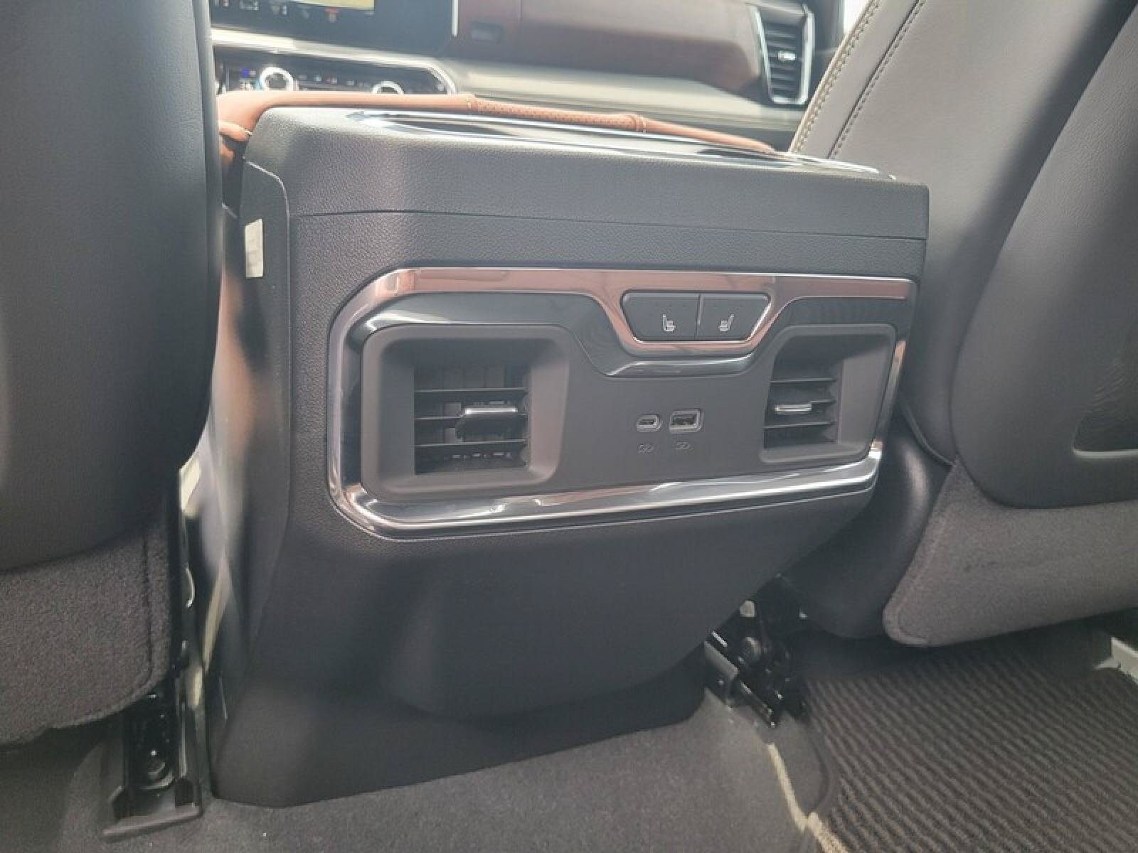 New 2026 GMC Sierra 2500 Denali Ultimate AWD/4WD image 29