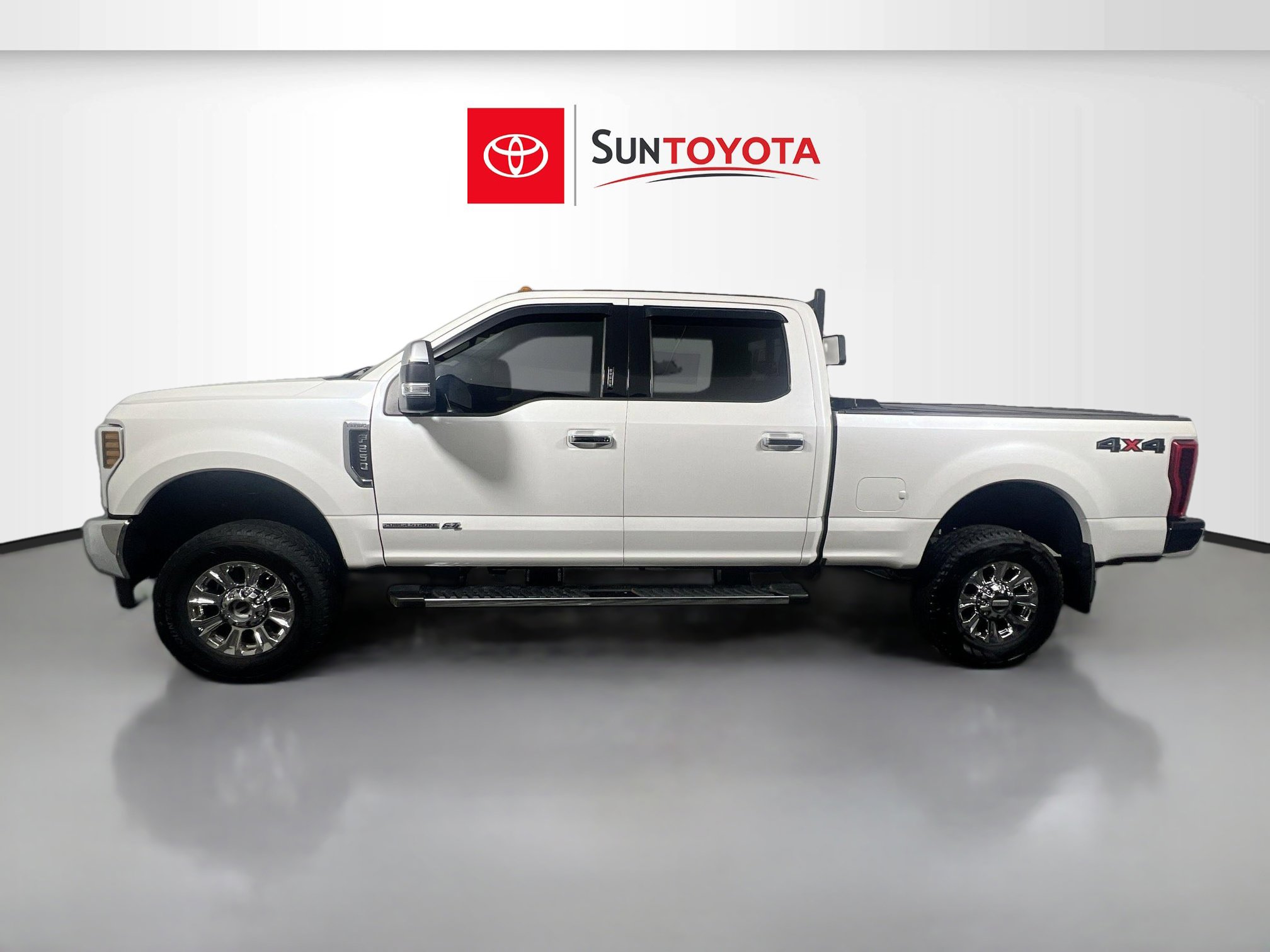 Used 2018 Ford F250 Lariat w/ Lariat Ultimate Package image 7