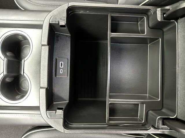 Used 2022 GMC Yukon SLT w/ SLT Luxury Package image 23