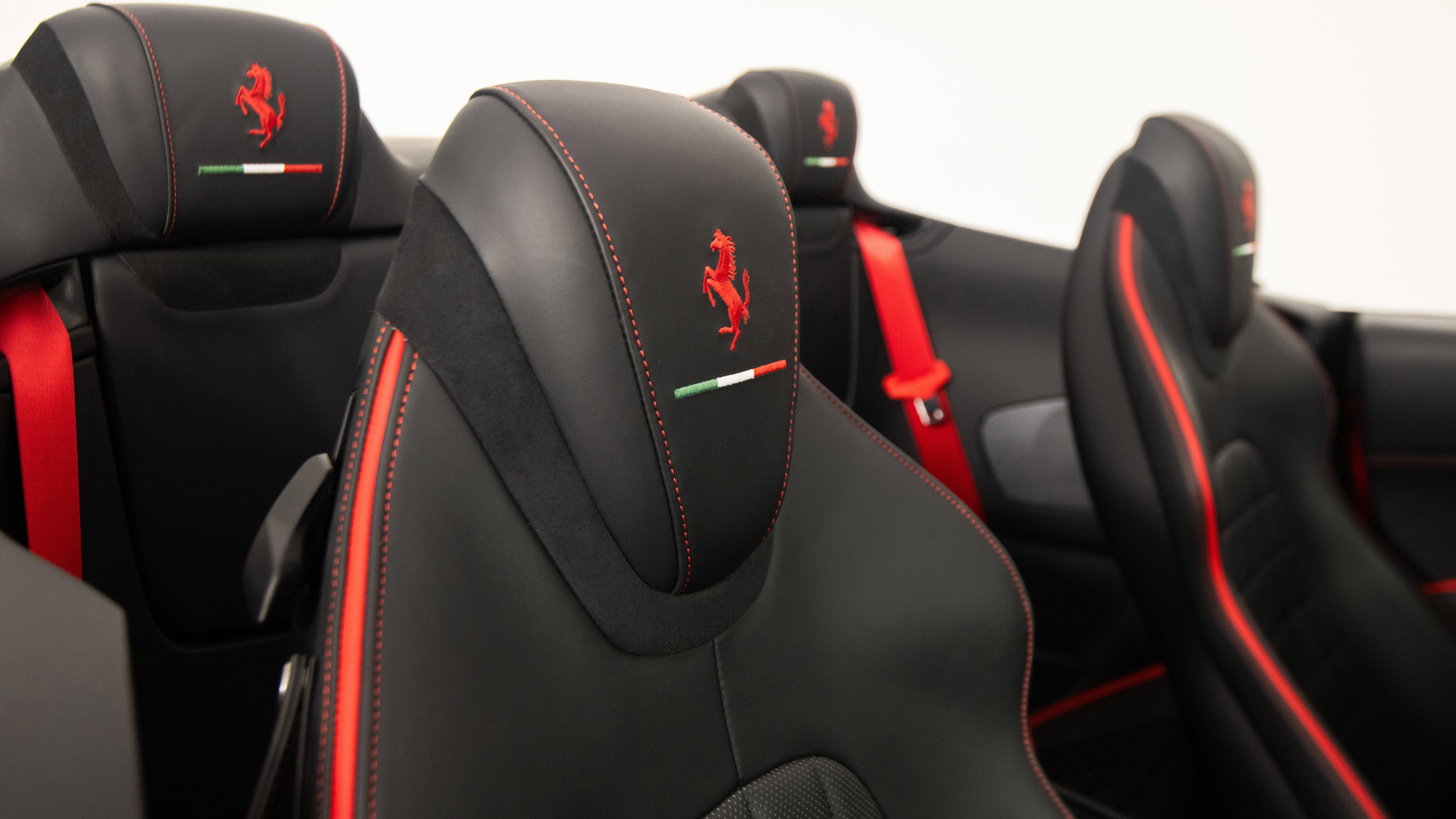 Certified 2025 Ferrari Roma Spider RWD image 27