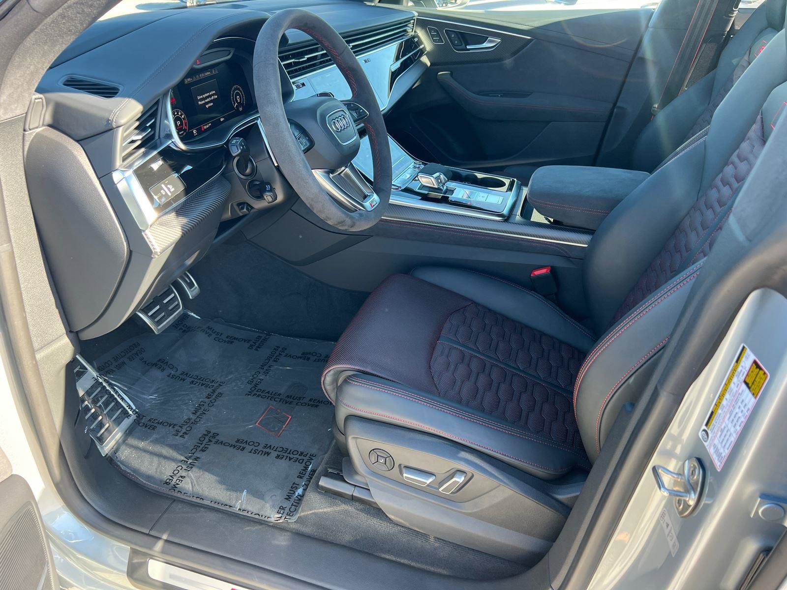 Used 2025 Audi RS Q8 performance image 9