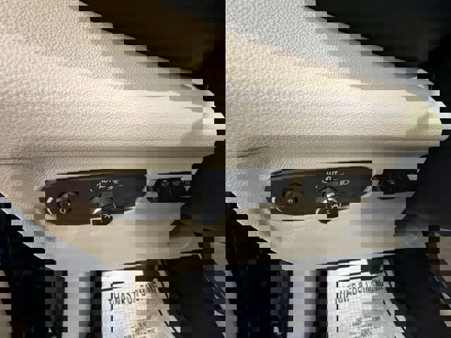 Used 2023 Buick Envision Avenir image 15