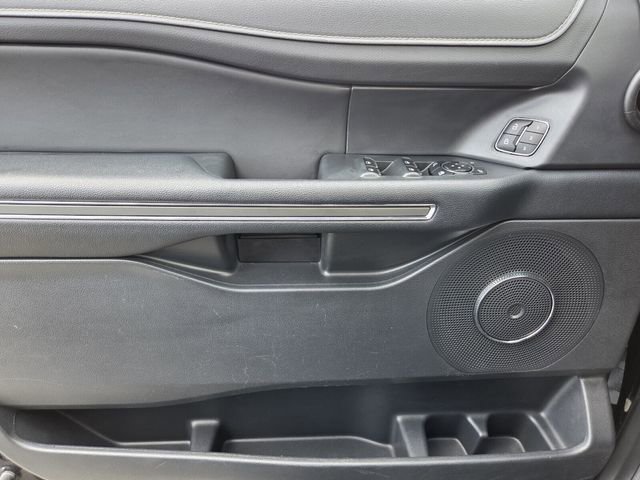 Used 2024 Ford Expedition Max XLT image 31