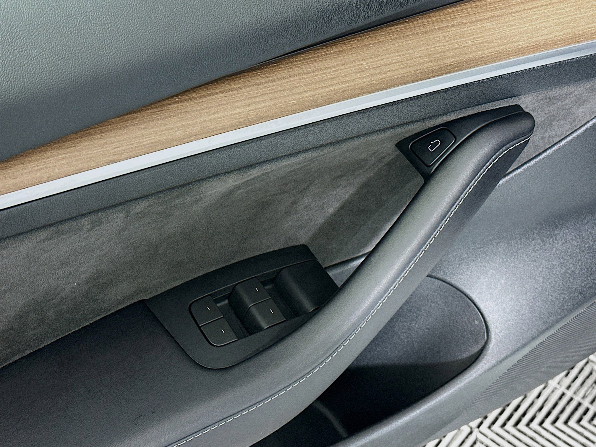 Used 2023 Tesla Model 3 Standard Range RWD image 15