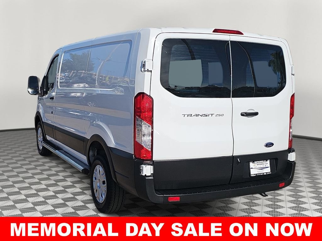 Used 2024 Ford Transit 250 Low Roof w/ Exterior Upgrade Package RWD image 5