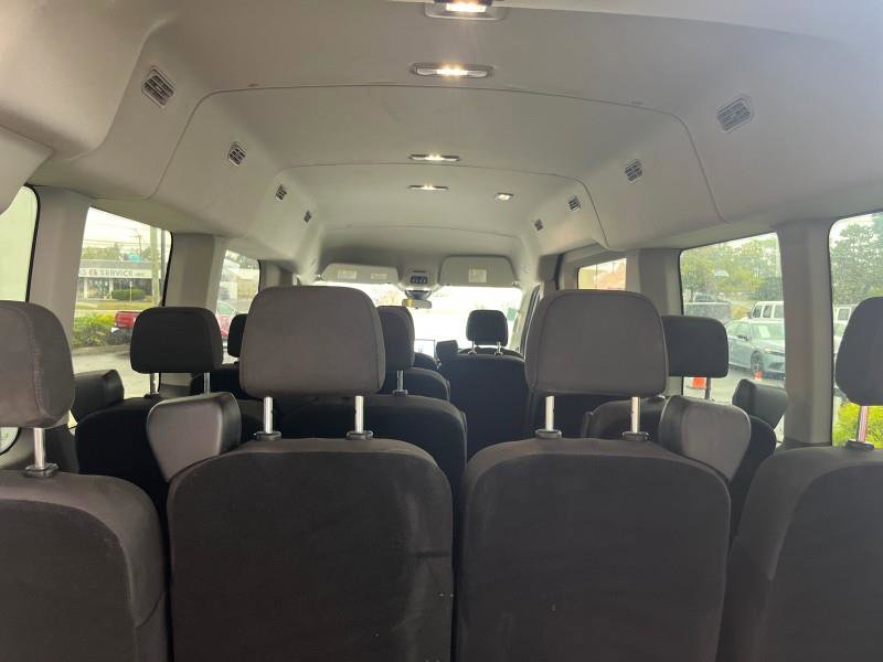 Used 2025 Ford Transit 350 XLT image 12