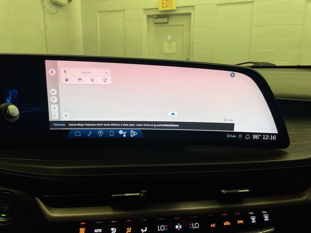 Used 2024 Cadillac XT4 Premium Luxury image 18