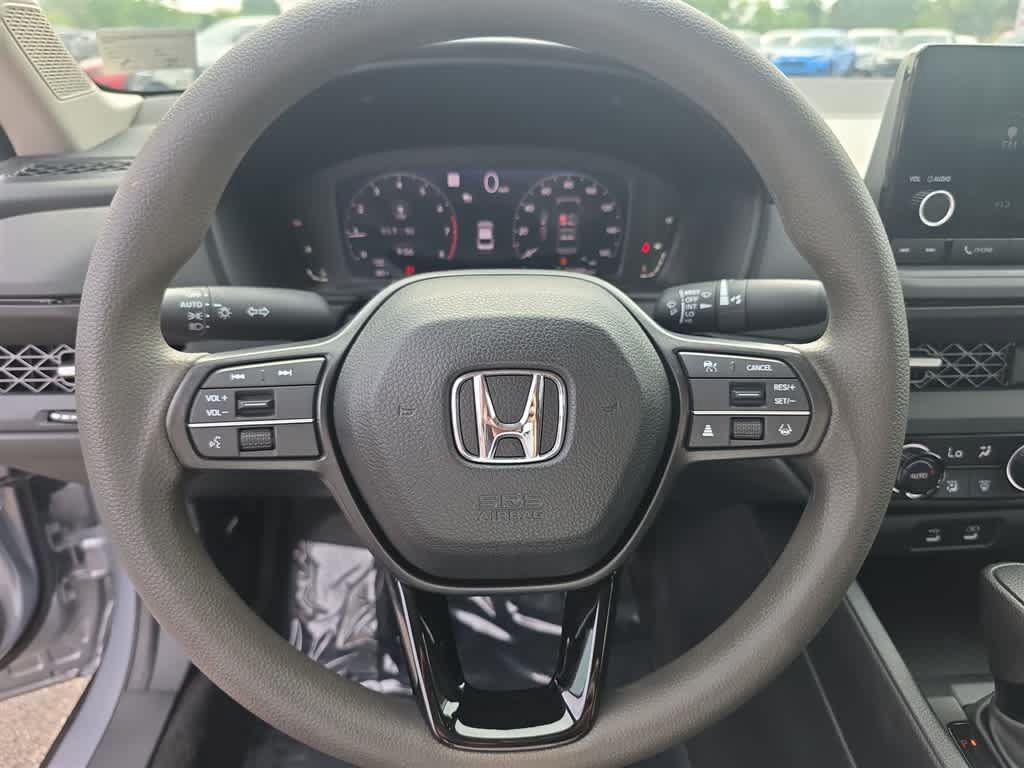 Certified 2023 Honda Accord EX image 17