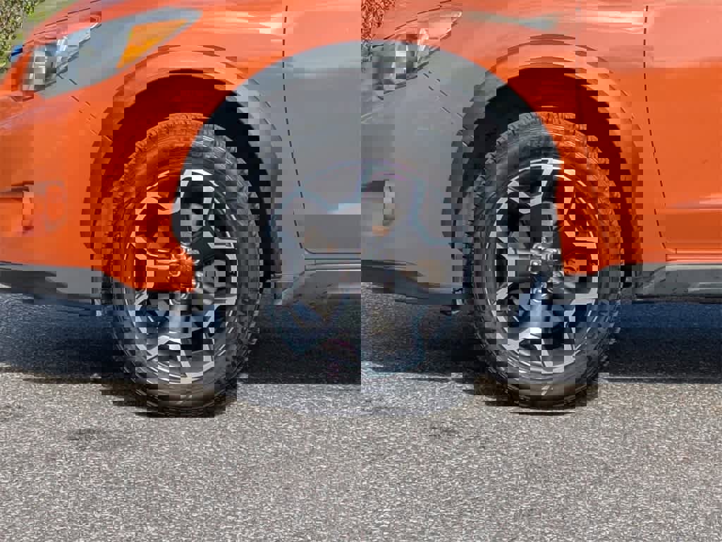 Used 2014 Subaru Crosstrek 2.0i Premium w/ Moonroof Package image 10