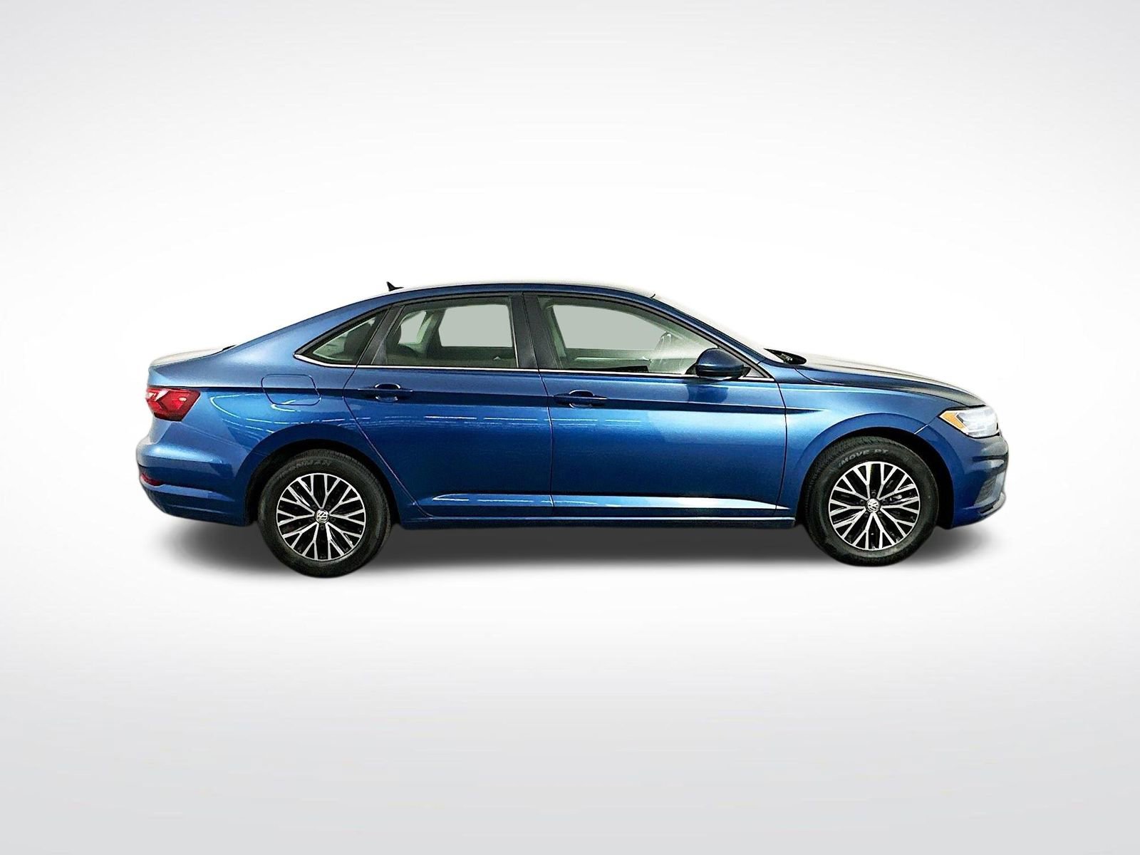 Used 2021 Volkswagen Jetta SE FWD image 9