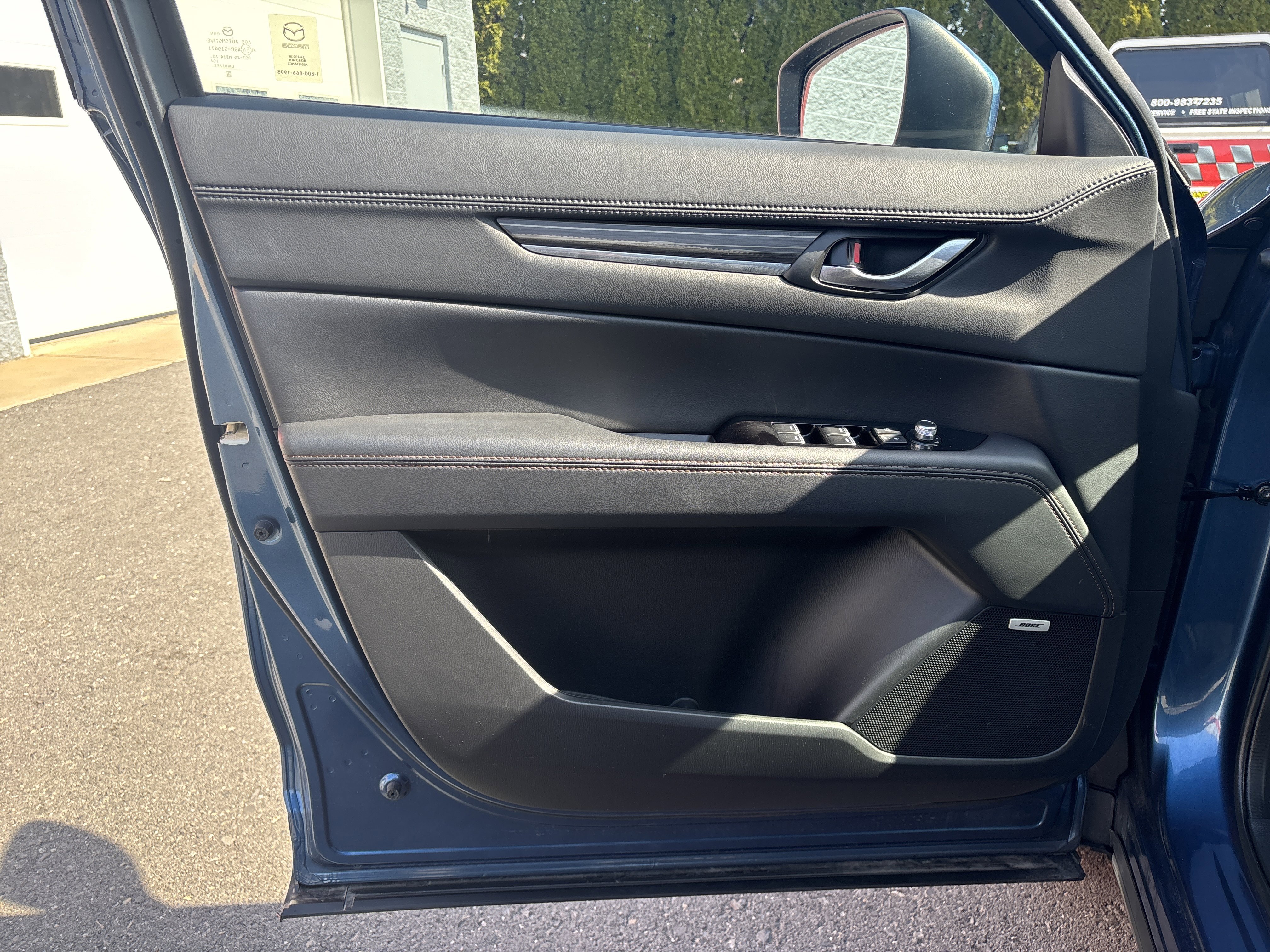 Used 2023 MAZDA CX-5 AWD 2.5 S w/ Premium Package image 16