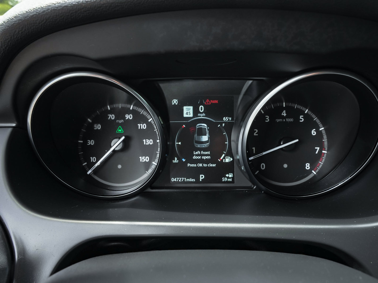 Used 2019 Land Rover Discovery Sport HSE Luxury AWD/4WD image 20