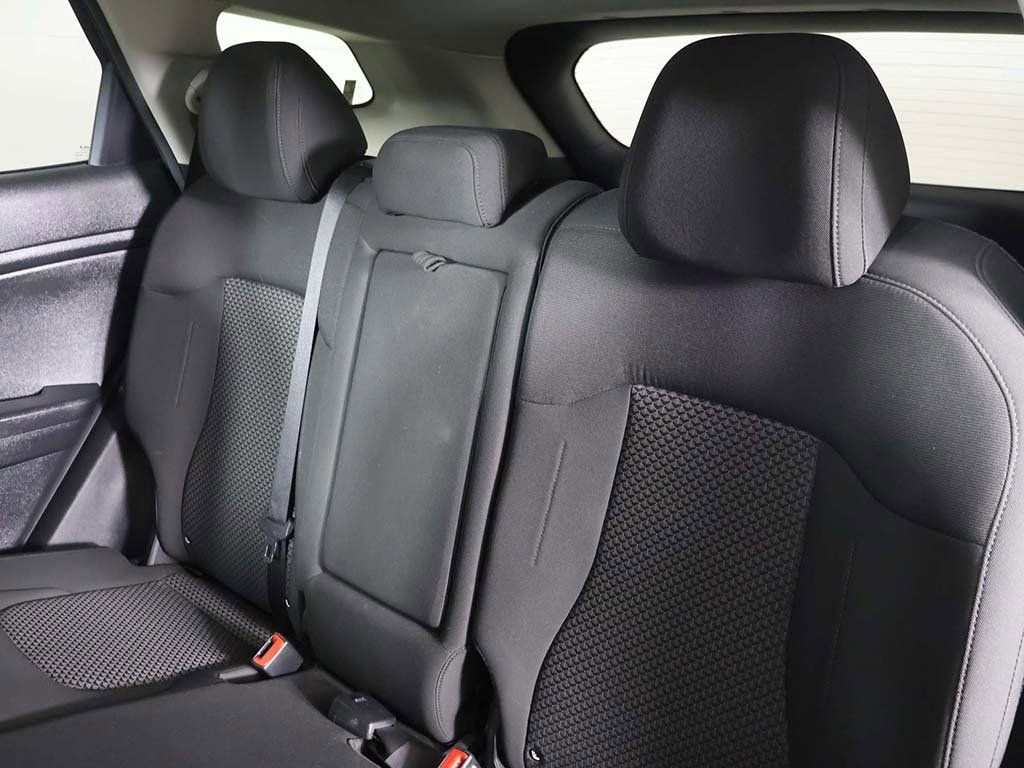 Used 2023 Kia Sportage LX image 31