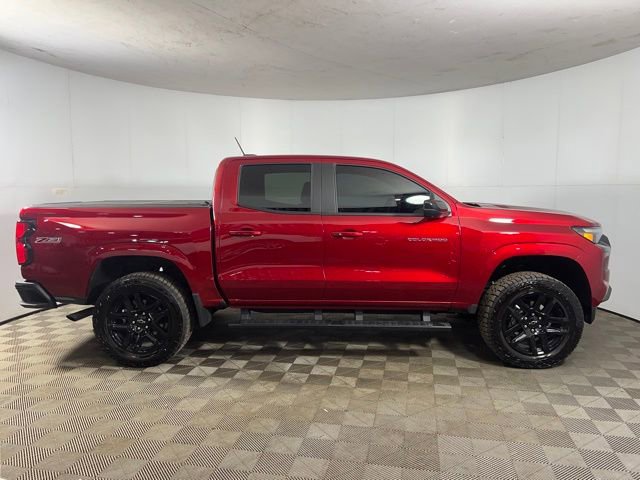 Used 2025 Chevrolet Colorado Z71 w/ Technology Package image 18