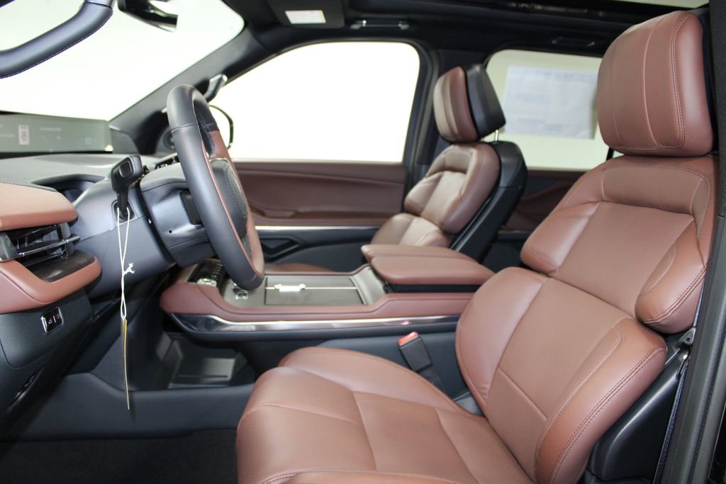 New 2026 Lincoln Navigator L Reserve image 23
