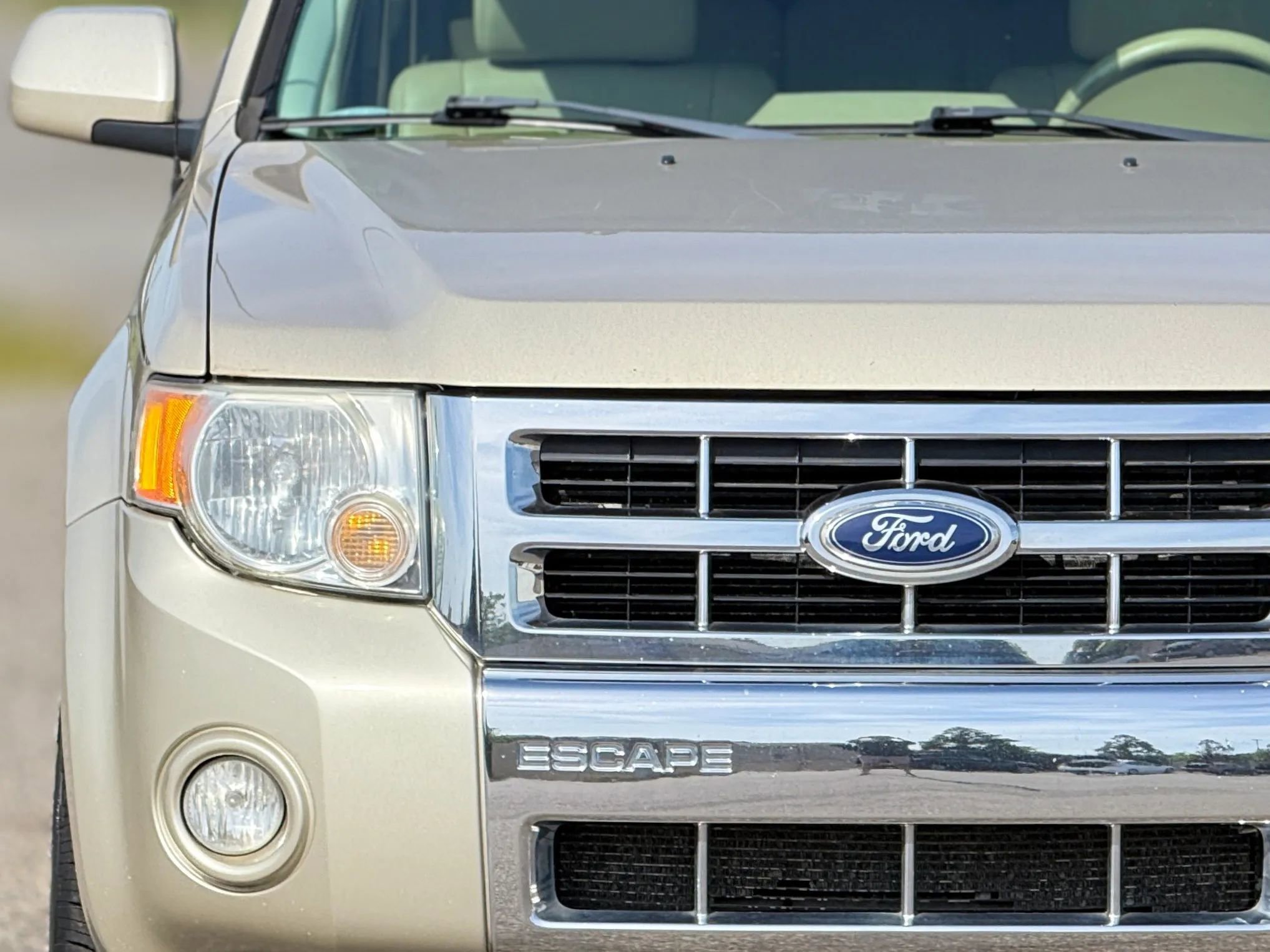 Used 2010 Ford Escape Limited AWD/4WD image 11