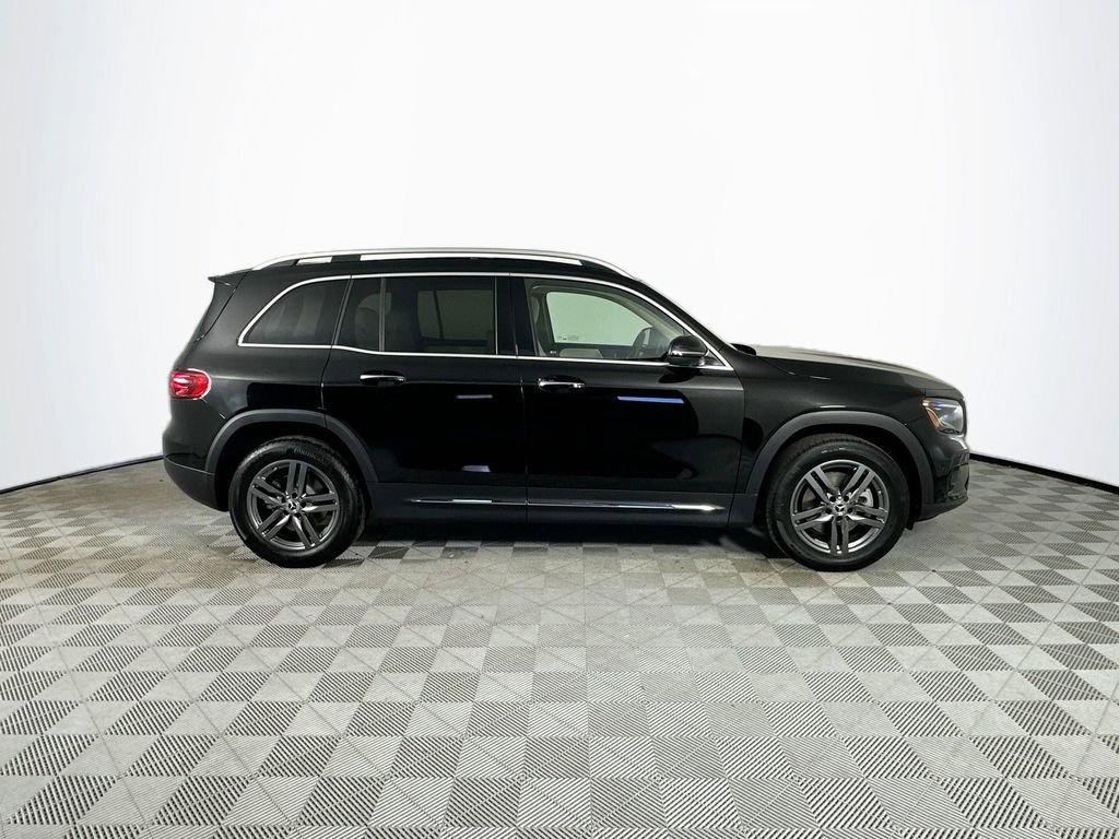 Used 2026 Mercedes-Benz GLB 250 image 8