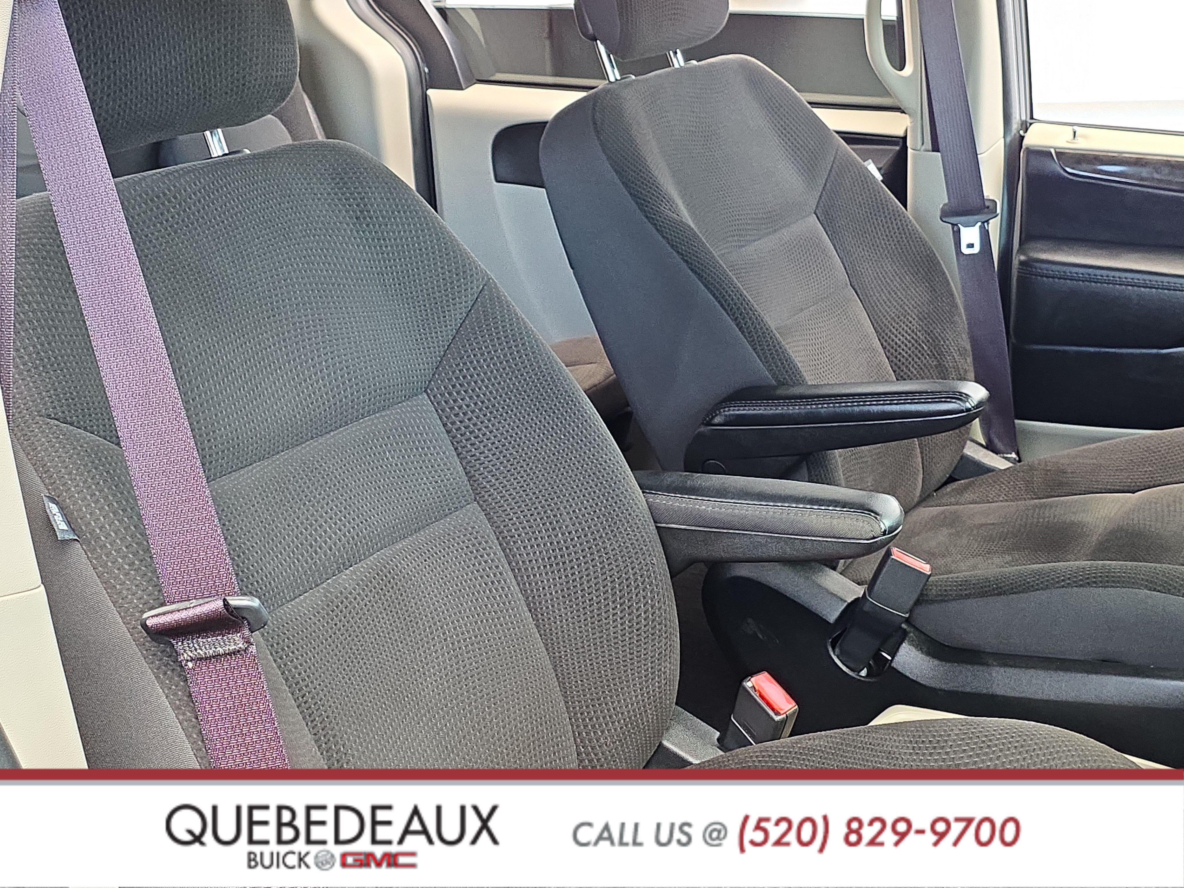Used 2019 Dodge Grand Caravan SE w/ UConnect Hands-Free Group FWD image 27