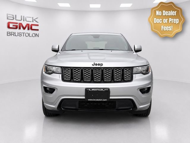 Used 2018 Jeep Grand Cherokee Altitude AWD/4WD video 3
