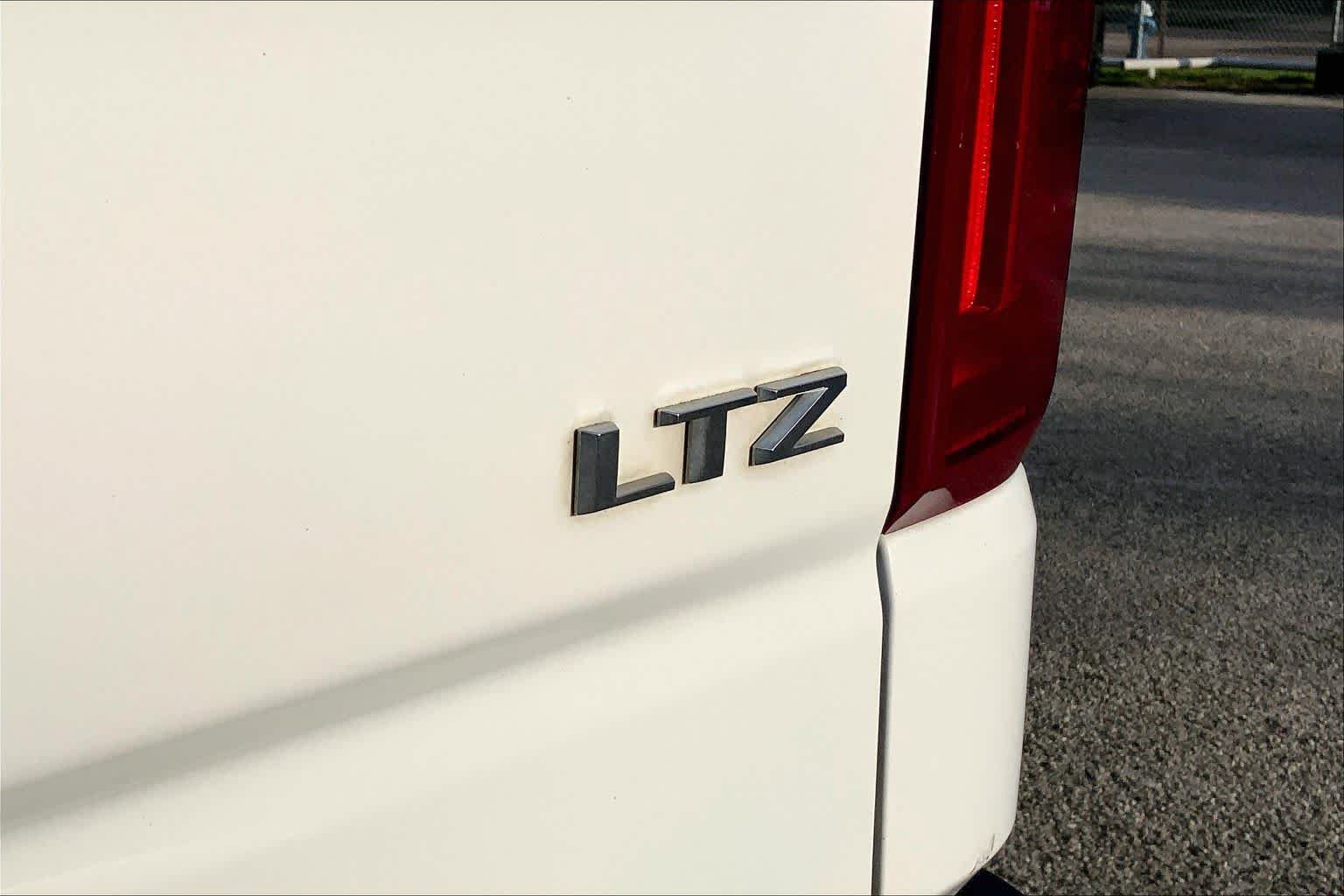 Used 2022 Chevrolet Silverado 1500 LTZ w/ LTZ Premium Texas Edition RWD image 12