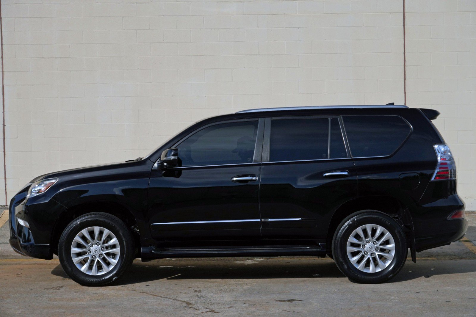 Used 2019 Lexus GX 460 Premium AWD/4WD image 49