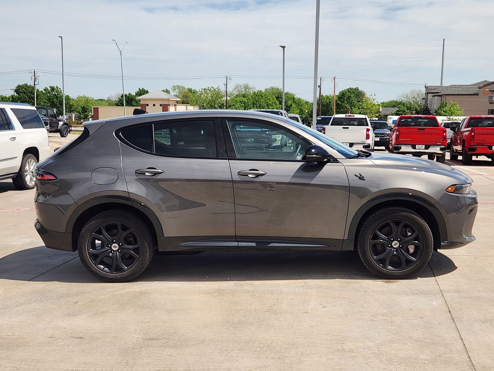 Used 2024 Dodge Hornet R/T w/ R/T Blacktop Package image 7
