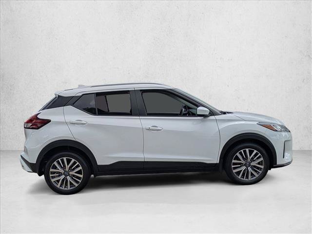 Certified 2023 Nissan Kicks SV FWD image 4