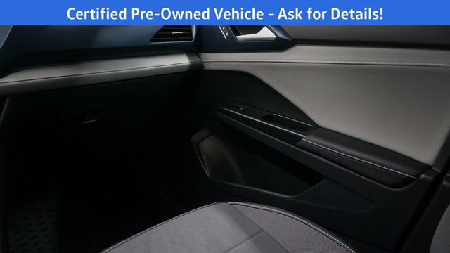 Certified 2024 Volkswagen Taos SE image 37