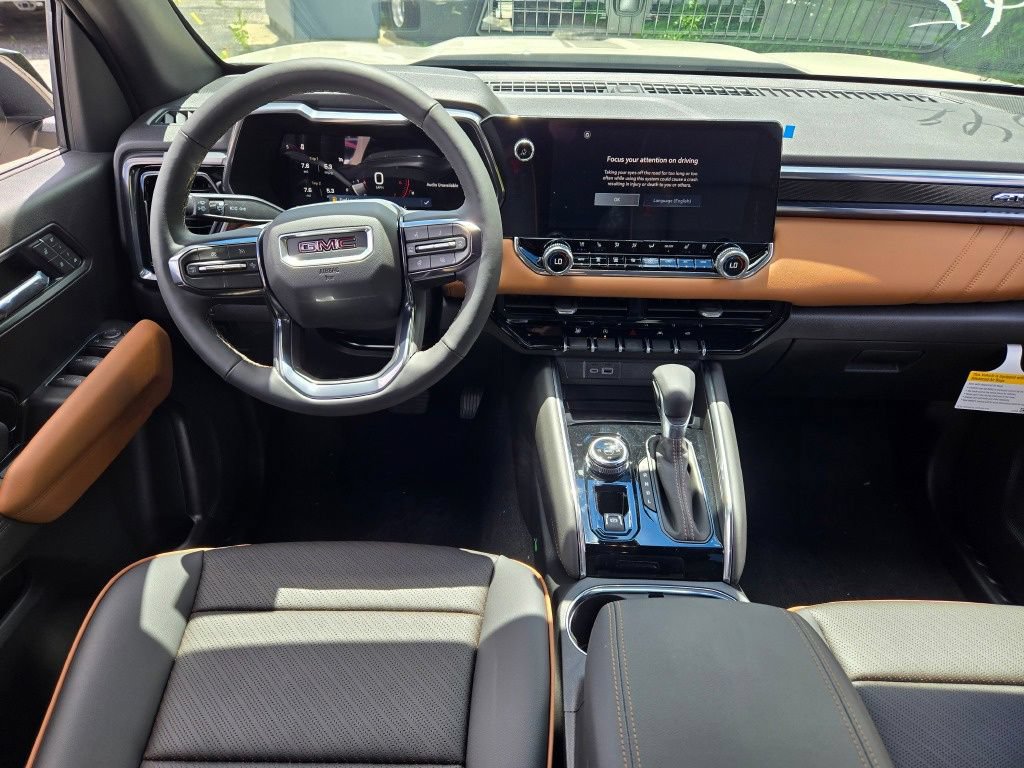 New 2026 GMC Canyon AT4 w/ AT4 Premium Package AWD/4WD image 3